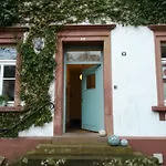 Luise Im Kuenstlerhaus