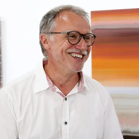 Luise Im Kuenstlerhaus Apartment *