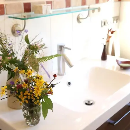 Apartment Luise Im Kuenstlerhaus *