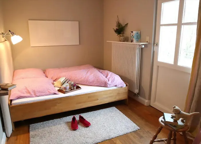 Luise Im Kuenstlerhaus * Langmuhle